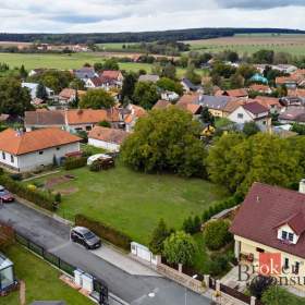 Foto inzerátu Prodej stavebního pozemku 1 036 m², Výrov