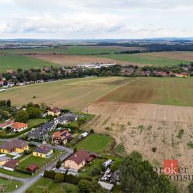 Foto inzerátu Prodej stavebního pozemku 1 036 m², Výrov
