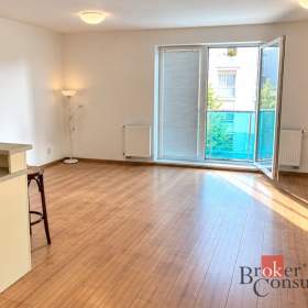 Foto inzerátu Pronájem bytu 2+kk 67 m², Jesenice