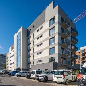 Foto inzerátu Pronájem bytu 1+kk 32 m², Hradec Králové