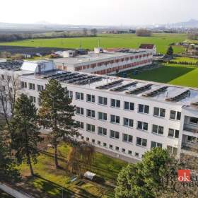 Foto inzerátu Prodej obchodního prostoru 488 m², Mlékojedy