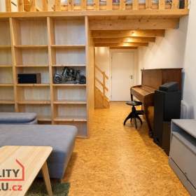 Foto inzerátu Pronájem bytu 2+1 71 m², Praha