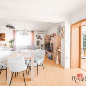 Foto inzerátu Prodej rodinného domu 322 m², Plzeň