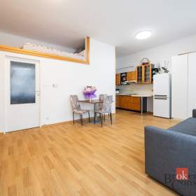 Foto inzerátu Prodej bytu 1+kk 30 m², Praha