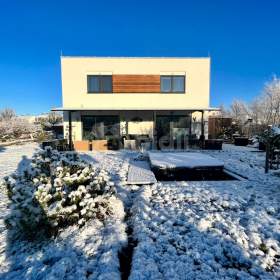 Foto inzerátu Prodej, RD 5+kk, 168m2, pozemek 1299 m2, Vysoký Újezd u Berouna