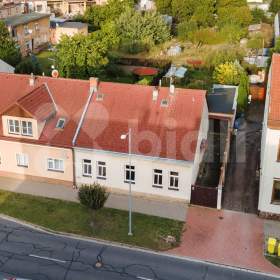 Prodej, Rodinný dům se zahradou, garáž, půda k vestavbě, Pražské Předměstí, Hradec Králové / 18239591
