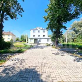 Pronájem cihlového bytu 1+kk v Prosenicích. / 18539278