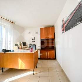 Foto inzerátu Prodej RD 377 m² s terasou, zahradou, garáží, v obci Klíčany - Praha Východ