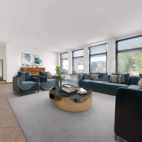 Foto inzerátu Blansko - centrum  /  bytová jednotka 127m2 + nebytový prostor 93m2 + garáž