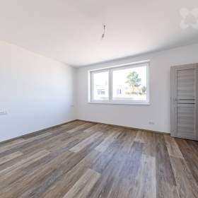 Foto inzerátu Moderní novostavba 5+kk s pozemkem 503 m2 - ideální pro rodinu, Hořovice