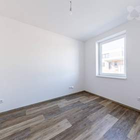 Foto inzerátu Moderní novostavba 5+kk s pozemkem 503 m2 - ideální pro rodinu, Hořovice