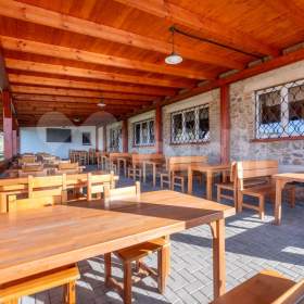 Foto inzerátu Prodej vyhlášené restaurace Střelnice pod lanovkou.