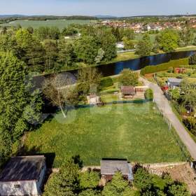 Fotka k inzerátu Pozemek 1143 m2 u řeky v Českých Budějovicích / 19107394