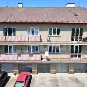 Fotka k inzerátu Exkluzivní prodej byt 3+1 s balkónem, 75 m2, garáž, Švihov / 19004210