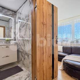 Foto inzerátu Prodej bytu v Kladně - 4+kk s balkonem a lodžií v lokalitě Kročehlavy