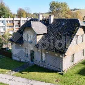 Rodinný dům 199 m2, Dvorce, okres Bruntál / 19028694