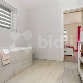 Foto inzerátu Prodej rodinného domu 3+kk se zahradou ve Zvonkové, 850m2