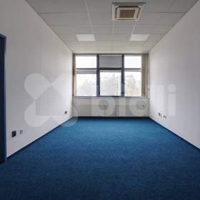 Foto inzerátu Kanceláře k pronájmu v ulici Starochodovská, Praha 4