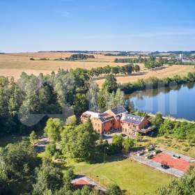 Fotka k inzerátu Exkluzivní prodej rodinného penzionu -  Pacherův Mlýn Želetava / 19569811