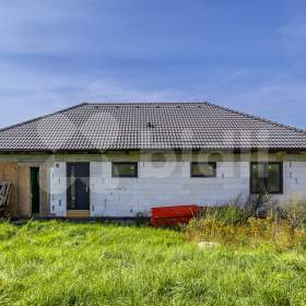 SLEVA 500.000,- Kč!  Prodej rodinného domu 140m²  a pozemku ve Vranicích / 19176055