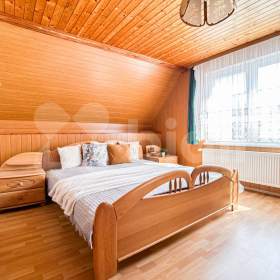 Foto inzerátu Prodej rodinný dům 3+1, pozemek 852, Kraslice