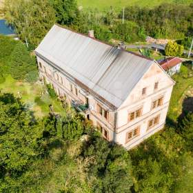 Foto inzerátu Prodej domu 395 m2, pozemek 1164 m2, Malhostice, Rtyně nad Bílinou