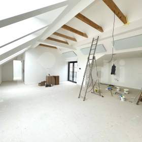 Prodej bytu 4+kk 150 m2, s garáží (Loft) / 19216003