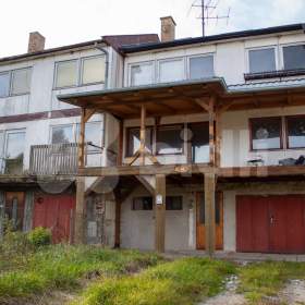 Foto inzerátu Na prodej 2 x RD, 398 m2, Světlík