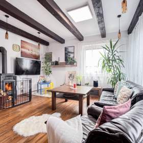 Krásné bydlení 180m2, Mezi Silnicemi / 19233101
