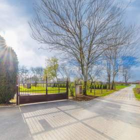 Prodej stavebního pozemeku 600 m2, Rajhradice / 19271799