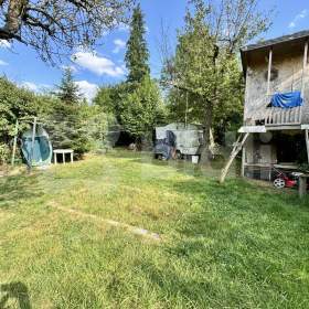 Foto inzerátu Prodej zahrady 1050m2, Brno Bystrc s chatou