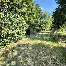 Foto inzerátu Prodej zahrady 1050m2, Brno Bystrc s chatou