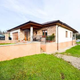 Prodej rodinného domu v Holoubkově / 19286880