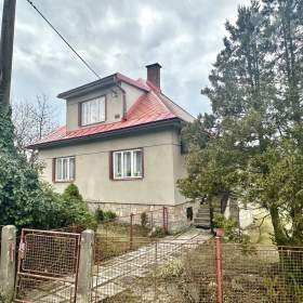 Prodej domu 160 m2 a pozemkem 1831 m2, Bozkov- okres Semily / 19293043