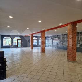 Komerční prostory, 494 m2, Brno- Ivančice / 19293719