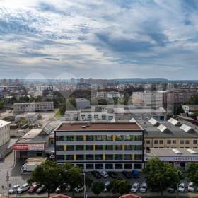 Foto inzerátu Pronájem obchodních prostor, Hradec Králové