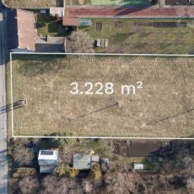 Prodej pozemku k výstavbě rodinného domu, 3228m2, Prosenice / 19356890