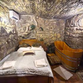 Foto inzerátu Prodej zavedeného hotelu s 20 pokoji a kompletním zázemím - užitná plocha 900 m²