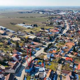 Foto inzerátu Prodej RD, pneuservisu a kadeřnictví