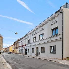 Pronájem bytu 3+KK 67m2 s terasou Dvůr Králové ul. Tylova / 19390772