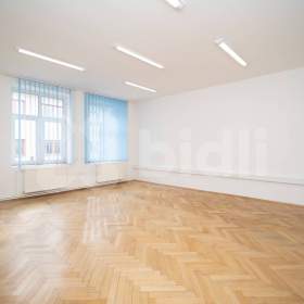 Foto inzerátu Prodej bytového domu s užitnou plochou 1450 m2 v centru Turnova