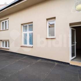 Foto inzerátu Prodej bytového domu s užitnou plochou 1450 m2 v centru Turnova