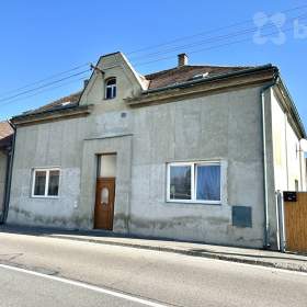 Prodej rodinného domu 4+1, 140 m2, Chrast, ulice Boženy Němcové / 19412127