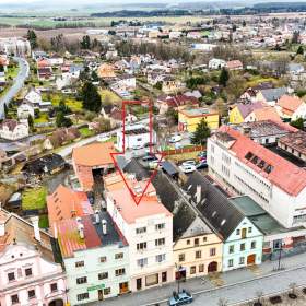 Prodej bytový dům s komerčním prostorem, pozemek 755 m2, Planá / 19417395