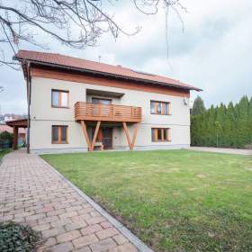 Prodej, rodinný dům 7+2, Písek u Jablunkova / 19424400