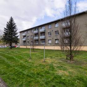 Prodej bytu 2+1 s balkonem, Lovosice / 19430774