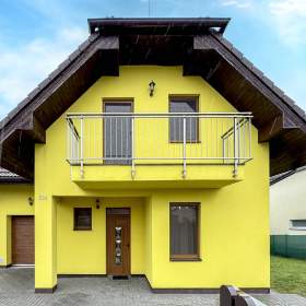 Prodej rodinného domu 5+1, 160m2, pozemek 591m2, Jeneč, ul. Unhošťská / 19446819