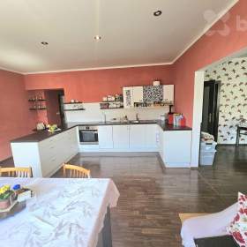 Foto inzerátu Prodej rodinného domu 240 m2, pozemek 705m2, Hrob - Mlýny.