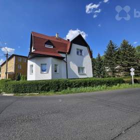 Foto inzerátu Prodej rodinného domu 240 m2, pozemek 705m2, Hrob - Mlýny.