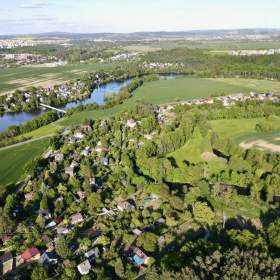 Foto inzerátu Exkluzivní prodej chata 2+kk, pozemek 389 m2, Plzeň - Litice